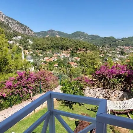 Gocek Dag Manzarali Doga Icinde Havuzlu Φετιγιέ