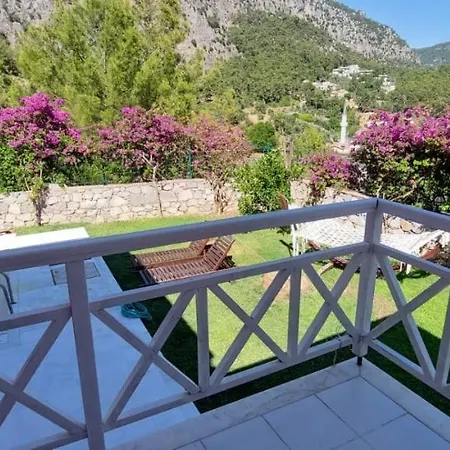Βίλα Gocek Dag Manzarali Doga Icinde Havuzlu Φετιγιέ